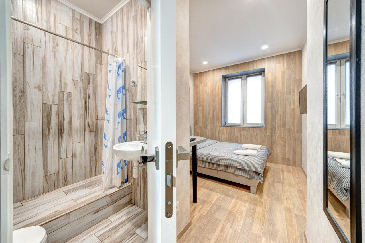 1 Room Apartment Near National Circus Kiev Esterno foto