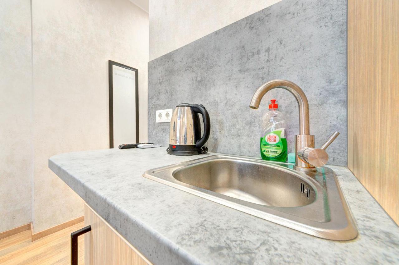 1 Room Apartment Near National Circus Kiev Esterno foto