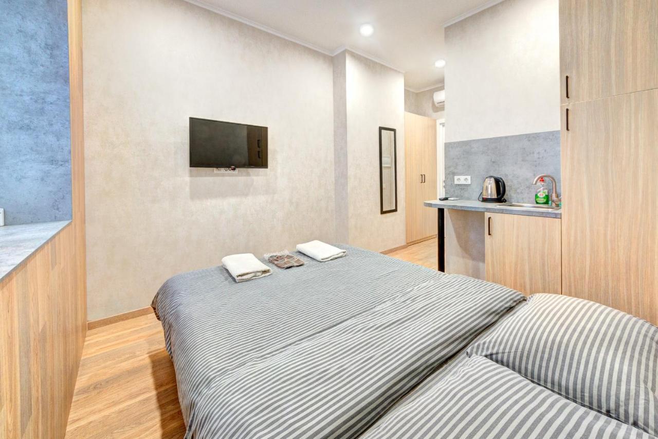 1 Room Apartment Near National Circus Kiev Esterno foto